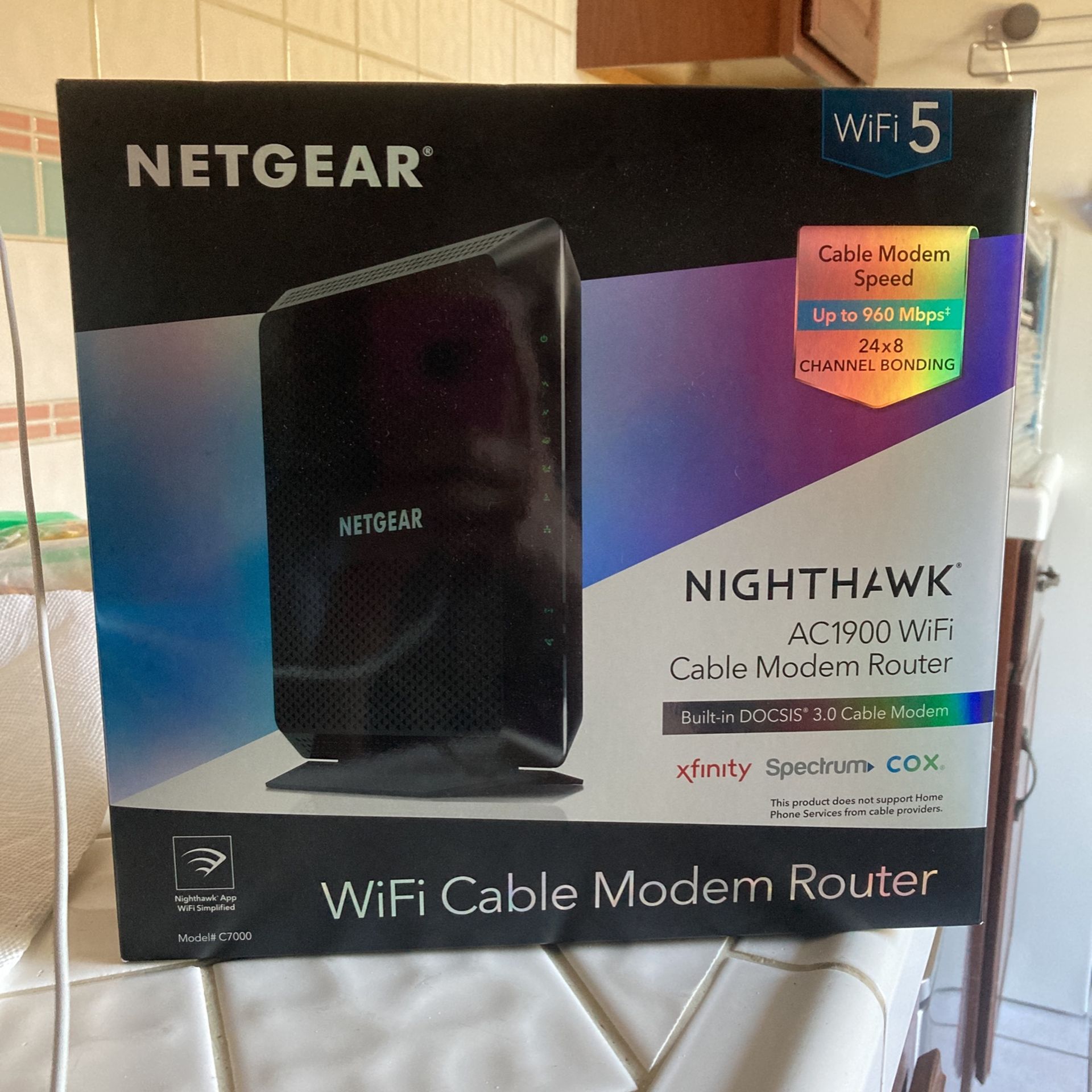 Wi-Fi cable modem router nighthawk about a year old I moved…