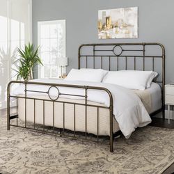 New King Size Antiqua Bohemian Metal Pipe Bed