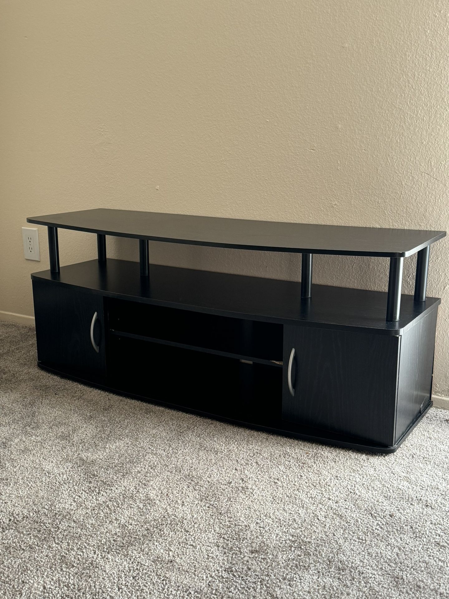 Tv shelf