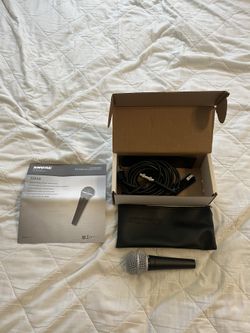 Shure SM48 Mic With Cable And Bag