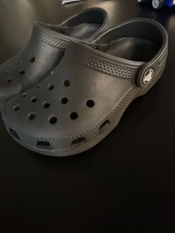Kids Crocs Size 10c 