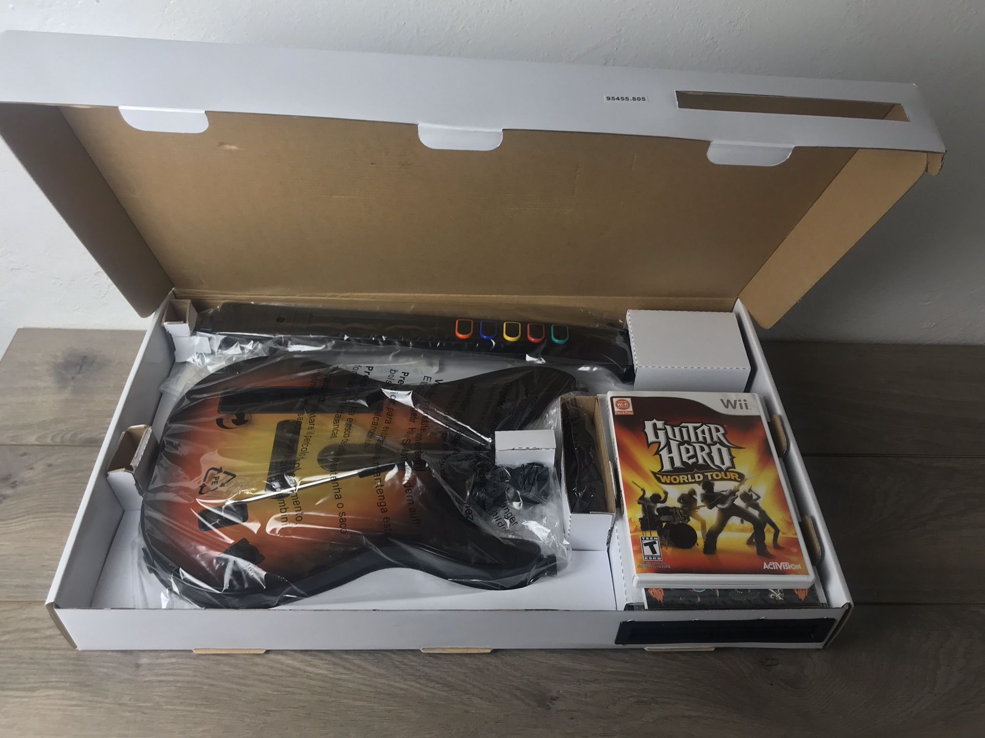 Guitar Hero Wii Guitar & Video Game new