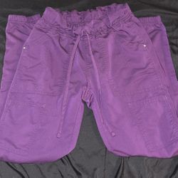 Women’s scrub bottoms/joggers