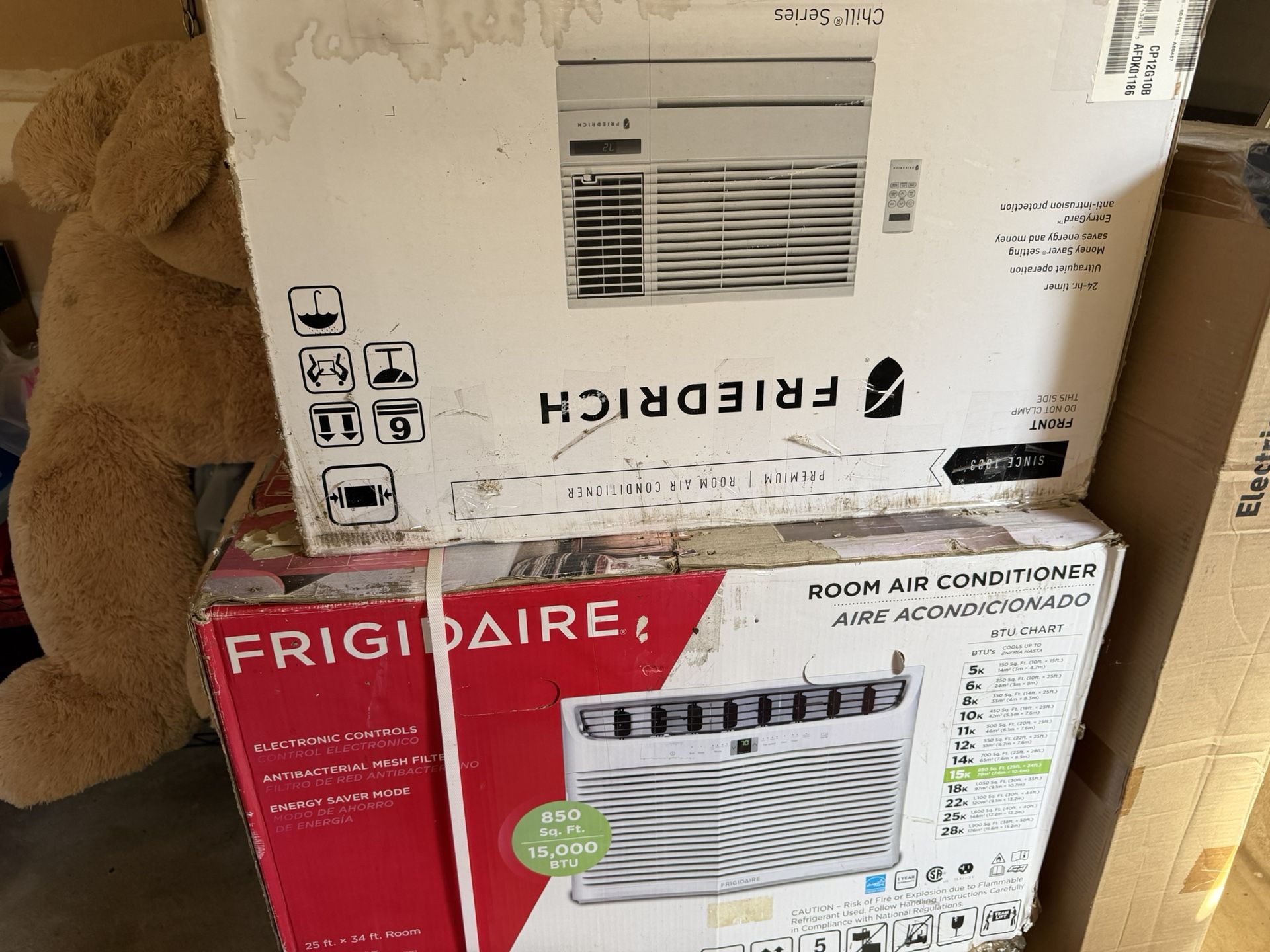2 Brand-New AC Units for Quick Sale】Friedrich + Frigidaire Window Air Conditioners