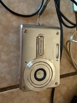 Casio Exilim Compact Digital Camera