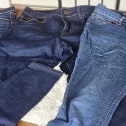 3 womens jeans strecht sz 8&10
Fits for womens sz 8 & 10
3 mahones strecht sirven a mujer sz 8 y 10