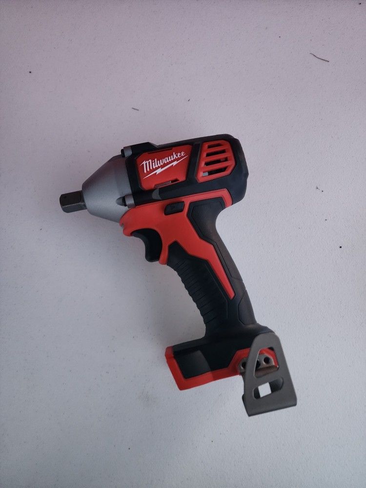 Impact Wrench 1/2 Milwaukee M18