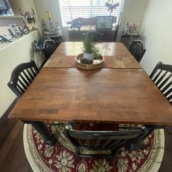 Dining Room Table 