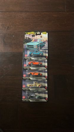 2026 Hot Wheels Premium Boulevard (Mix 5) Set of 5