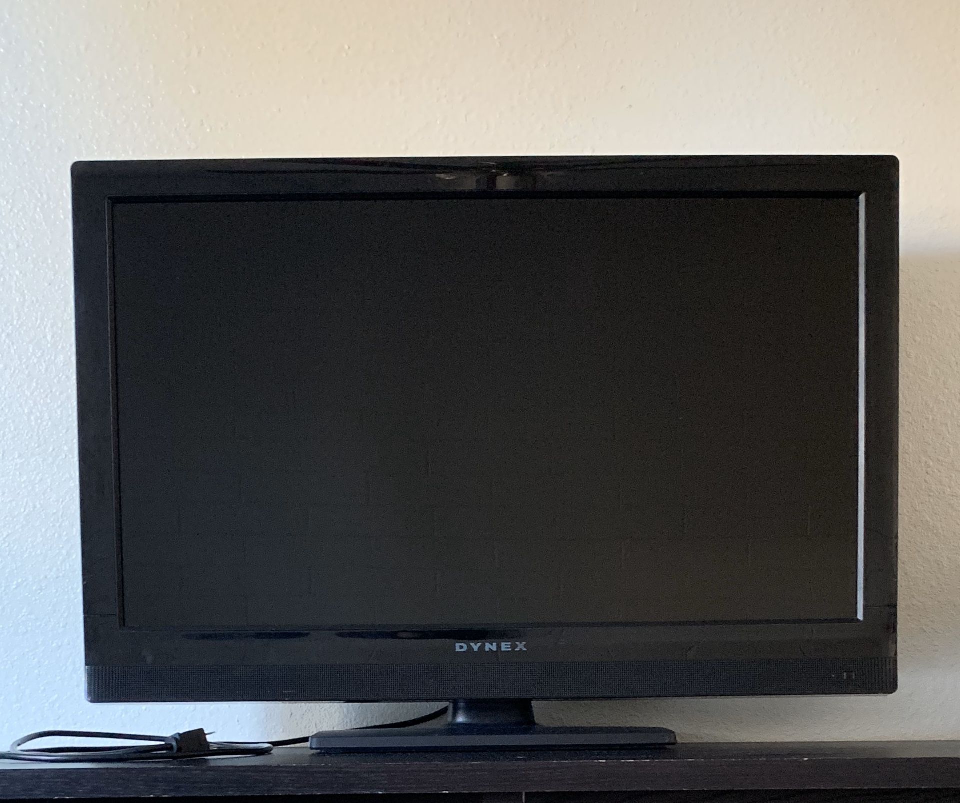 32” Dynex Flatscreen TV