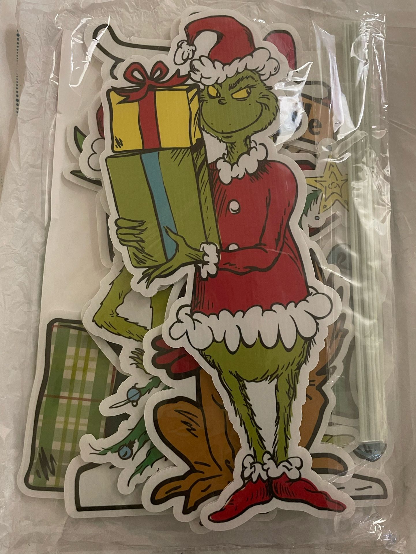 The Grinch Yard Signs 