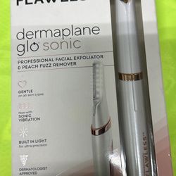 Finishing Touch Flawless Dermaplane Glo Sonic Facial Exfoliator