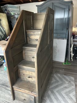 Bunk bed stairs with 4 drawers