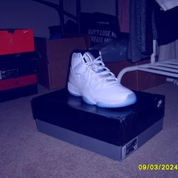 Jordan 11 Retros ‘Legend Blue / Columbia’ 2024