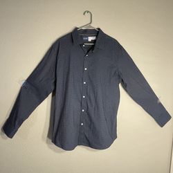 Old Navy Slim-Fit Pro Signature Performance Go Dry Dress Shirt for Men XL