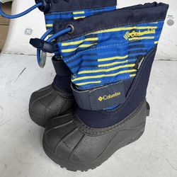 Snow/ Rain Columbia Boots Size 6 Toddler 