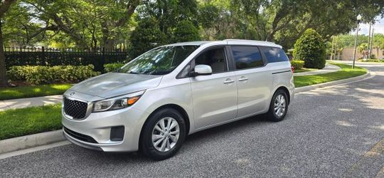 2016 Kia Sedona