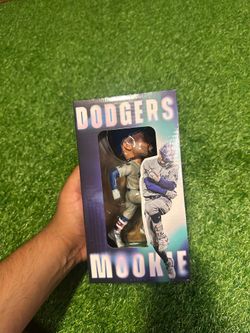 Dodgers SGA Mookie Betts bobble head