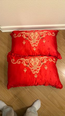 Tea ceremony pillows (chinese marriage symbol)