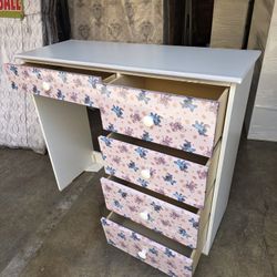 New Assembled White Lilo & Stitch Vanity Desk For Kids Children Available In Other Characters Come Visit Our Store In Paramount 