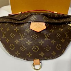 UNISEX  Fanny Pack  box included  