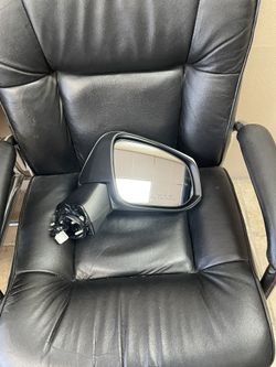 Right Mirror. Toyota RAV4 