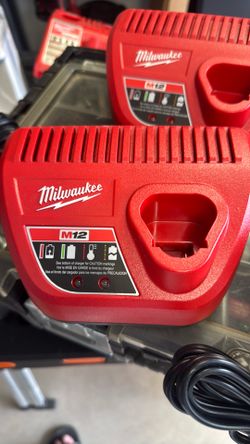 Milwaukee m12 battery charger new no box