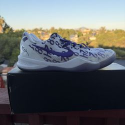 Kobe 8 protro court purple 