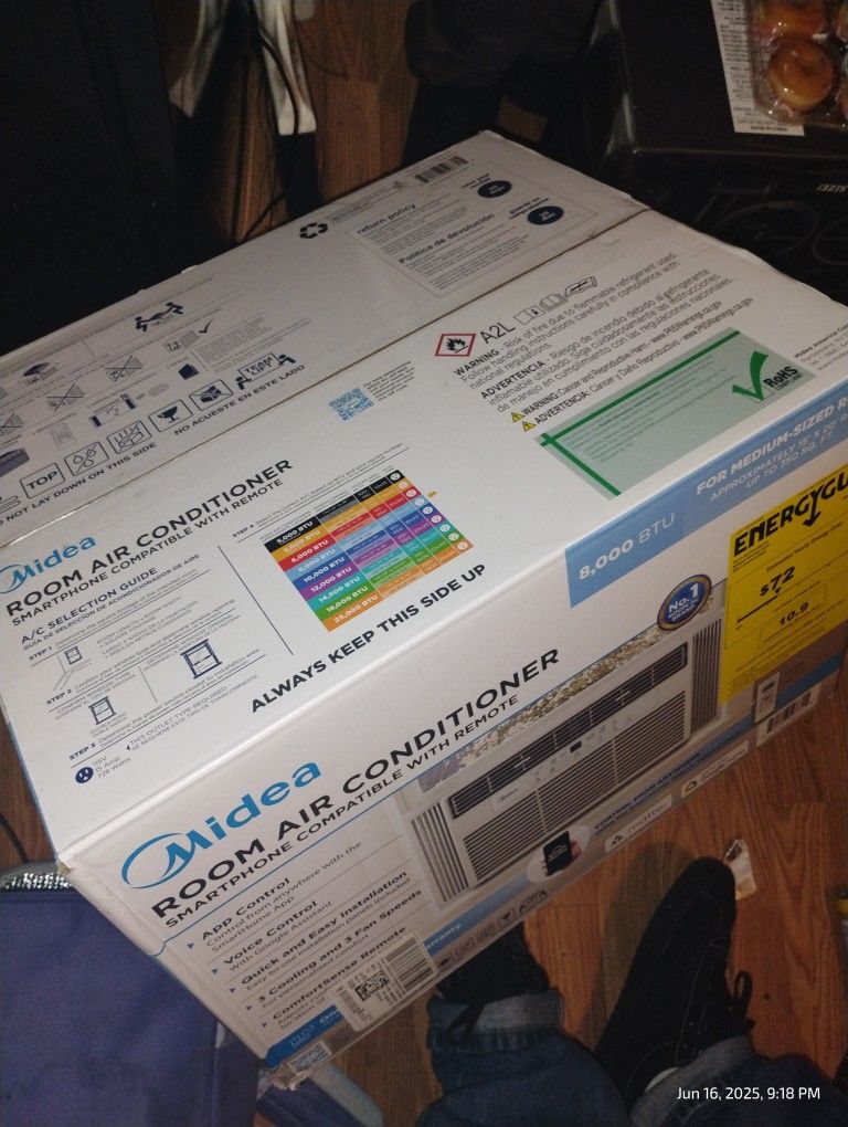 WINDOW ROOM AIR CONDITIONER 