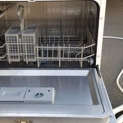 Portable Mini Dishwasher - Countertop size