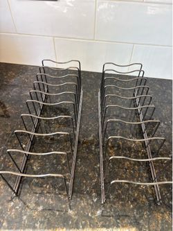Lid holders