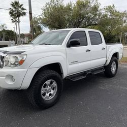 Toyota Tacoma TRD Off Road 4x4