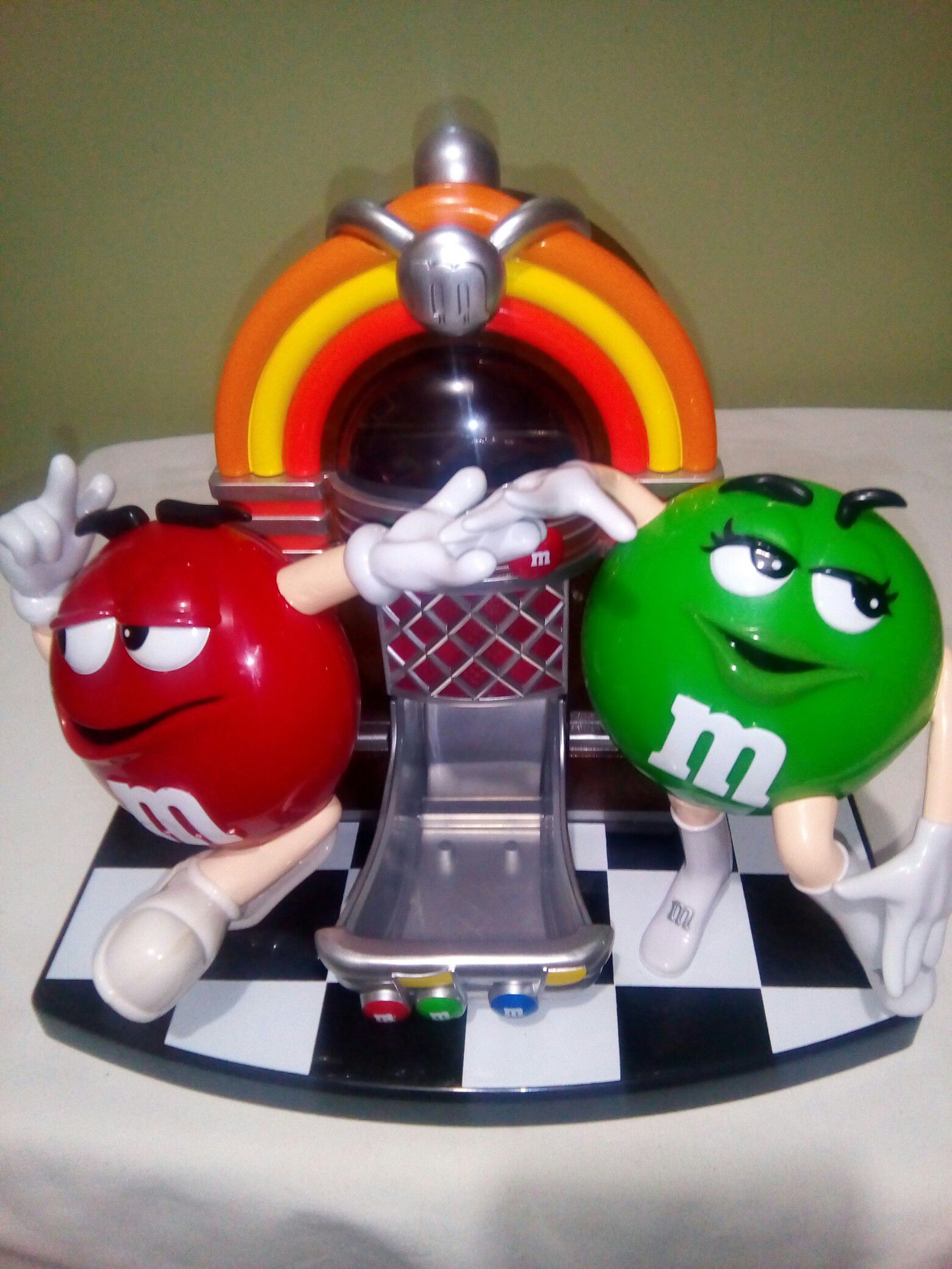 M & M's Vintage Jukebox Candy Dispenser