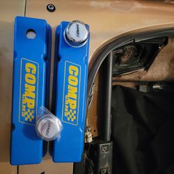 Comp Cam Valve Covers For 350 V8