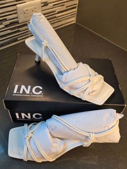 BRAND NEW Women's Size 10 INC Strappy Pumps INC NAHARIP White New in BOX
