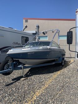 89 Four winns 180 Horizon