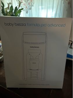 Brand new baby brezza formula dispenser