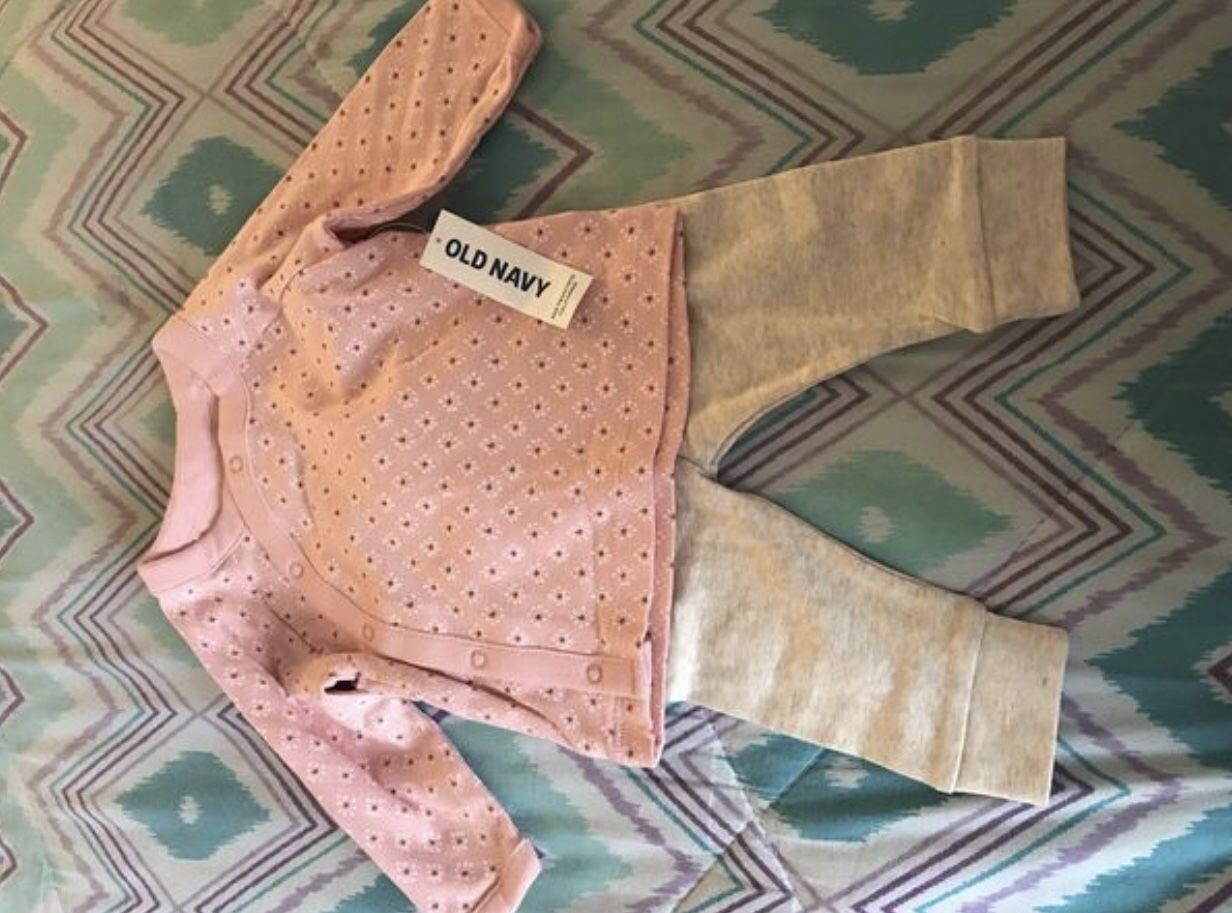 Cute BabyGirl Outfit 0-3 months OLDNAVY