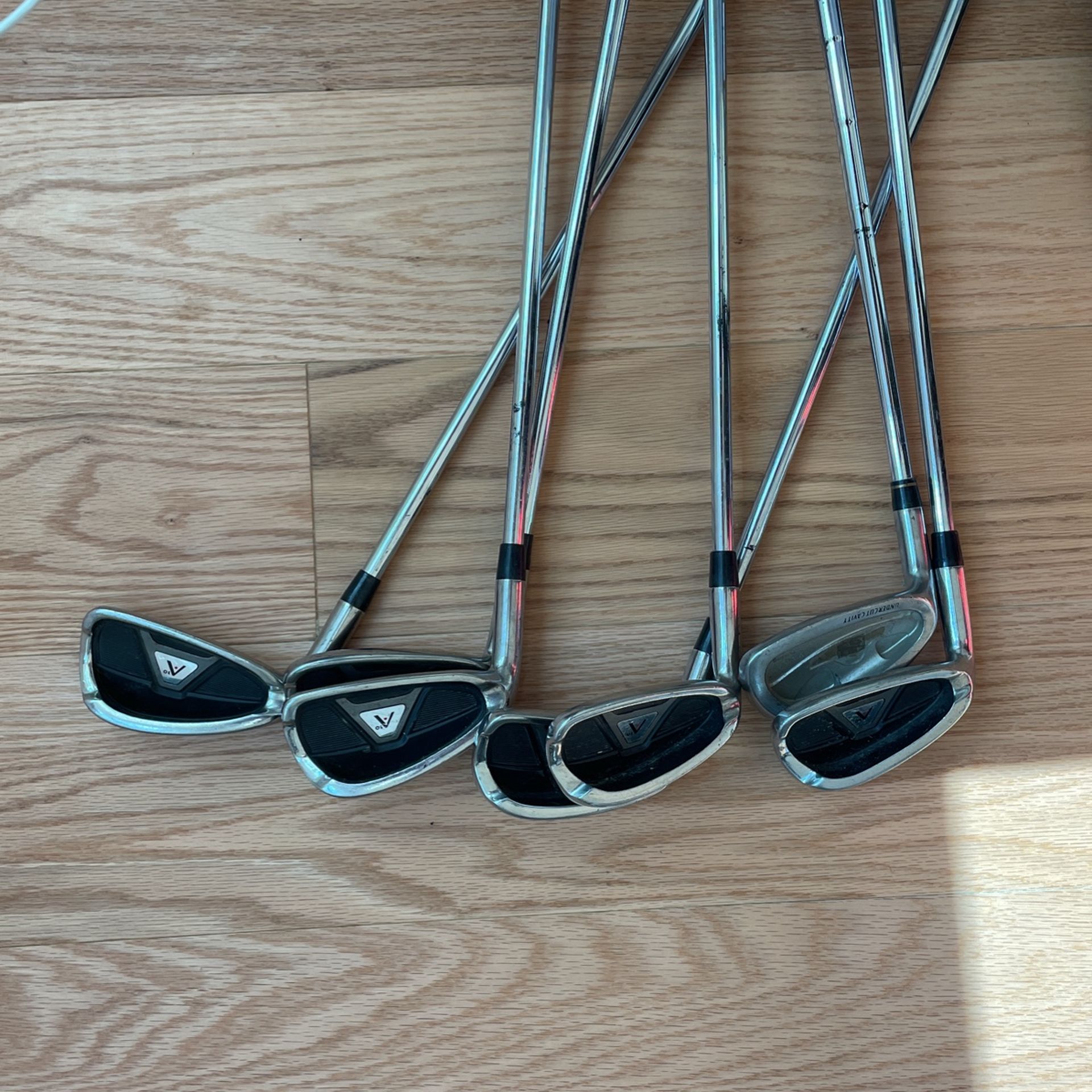 Golf Clubs! Full Iron Set (lefty) for Sale in Los Angeles, CA OfferUp