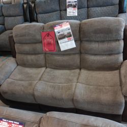 Bradbury Brown Recliner