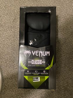 Venum boxing gloves 16oz