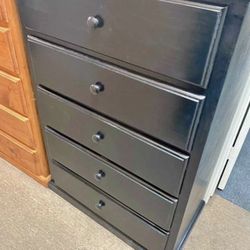 5 Drawer Pinewood Dresser (white And Whitewashed $279)