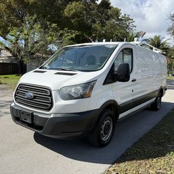2017 Ford Transit 250 Low Roof extended