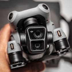 DJI AIR 3 w/ Polar Pro Filters w/ Touch Screen Remote