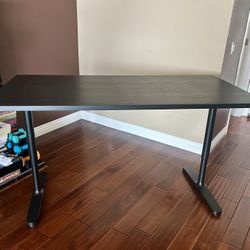 Lagkapter IKEA Table with Height Adjustable legs
