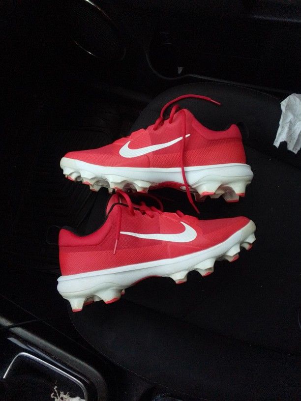 Red And White Nike Low Molds Size 11