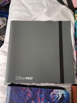 Ultra Pro Binder