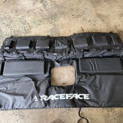 Race Face T2 Tailgate Bike Pad