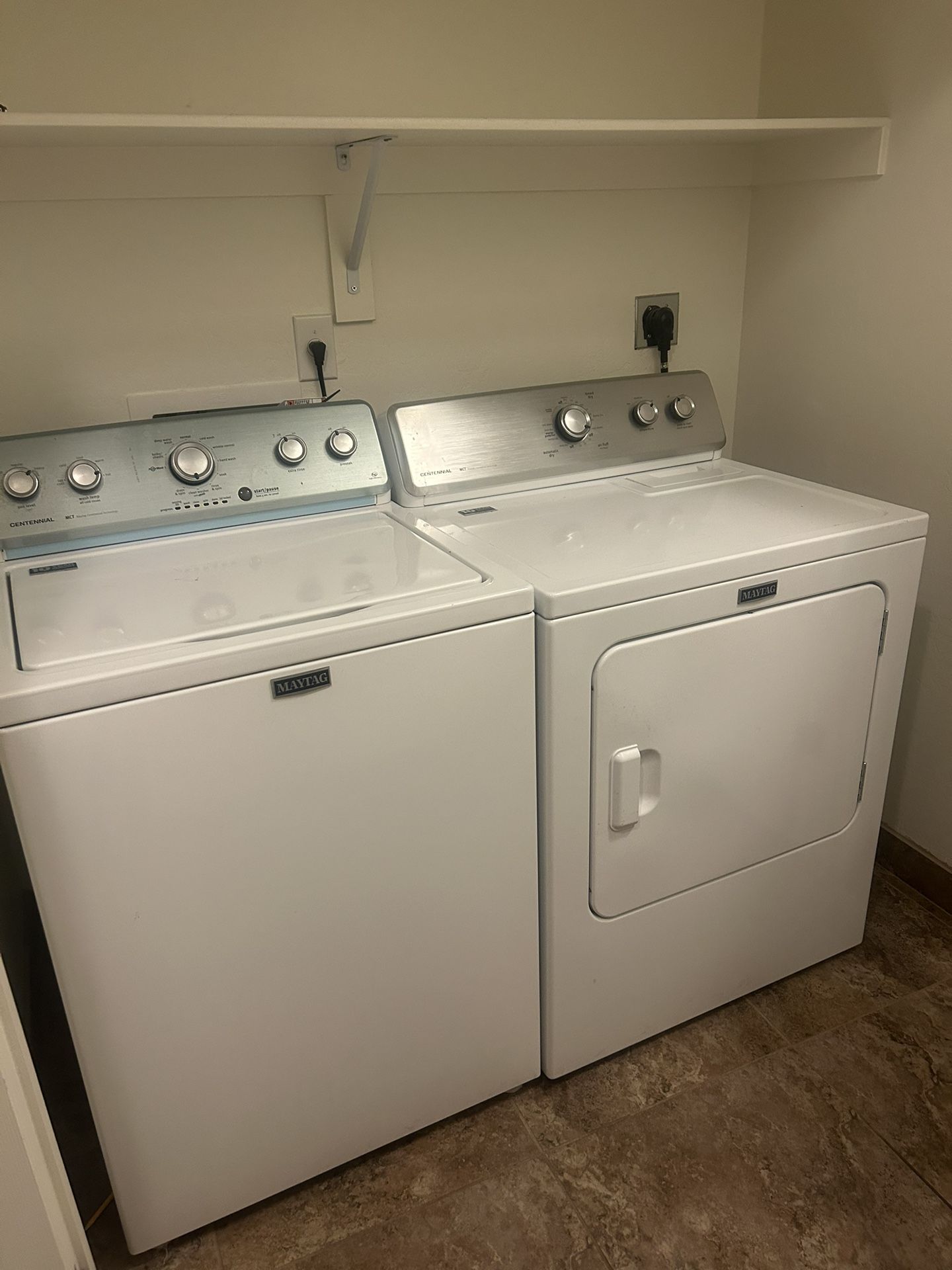 MAYTAG WASHER/DRYER 