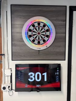 Gran Dart Board Electronic Dart Board and TV